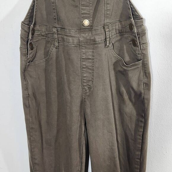 American Bazi Army Green Overalls with Distressing Size Medium Slim-leg Overalls - Picture 4 of 10